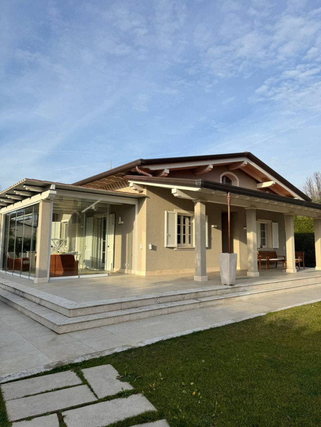  for Rent to Forte dei Marmi