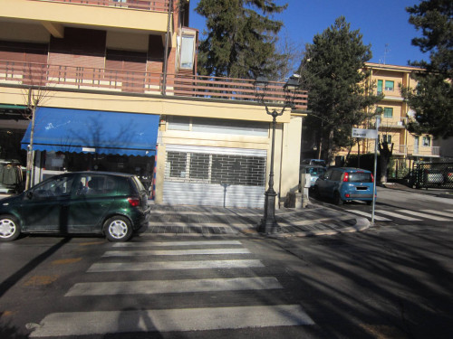 Commercial premises for Rent to Agnone