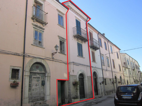 Terraced house for Sale to Agnone