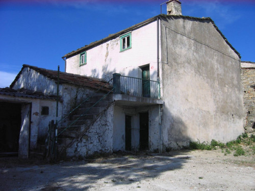 Rustic/House for Sale to Agnone