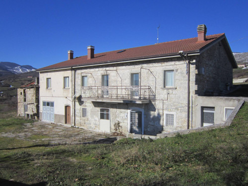 renoviertes Bauernhaus in Kauf bis Agnone