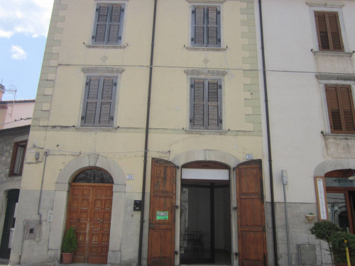 Commercial premises for Sale to Agnone