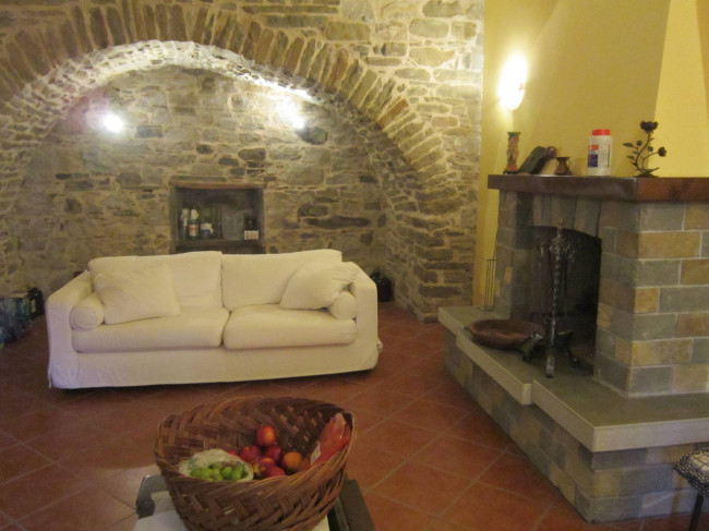 Renoviertes Haus in Kauf bis Agnone