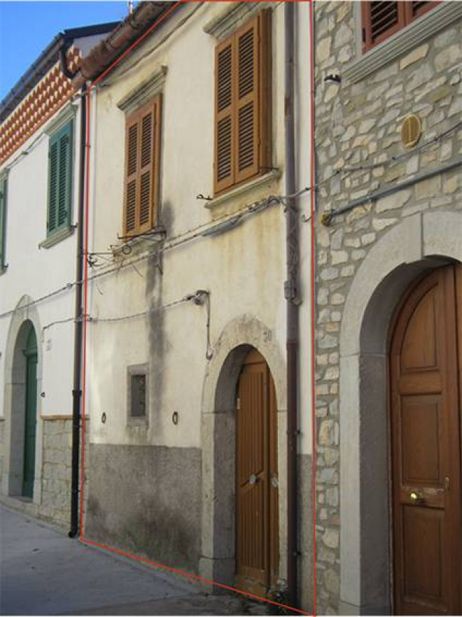 casa in centro storico su due piani in Vendita a Agnone