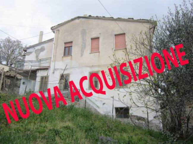 Rustic/House for Sale to Poggio Sannita