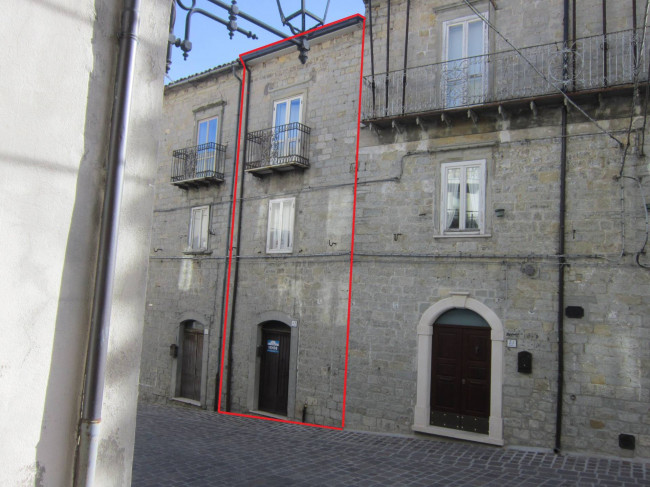 Terraced house for Sale to Castiglione Messer Marino