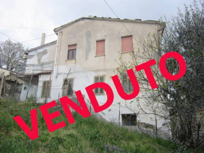 Rustic/House for Sale to Poggio Sannita