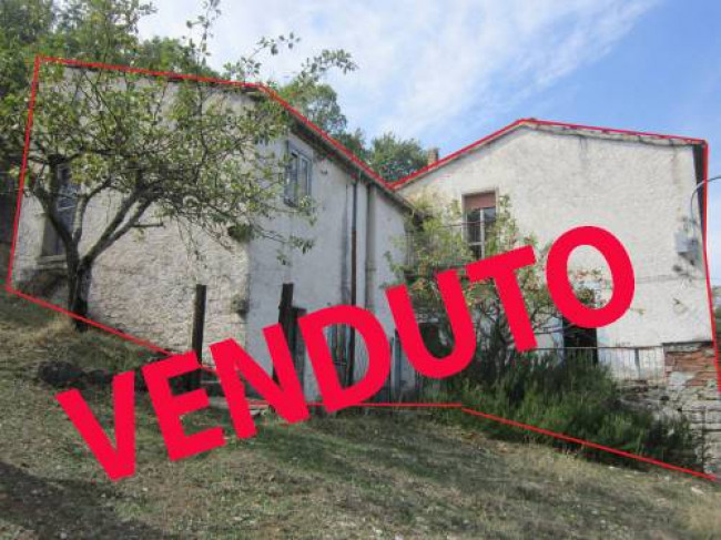 Rustic/House for Sale to Agnone