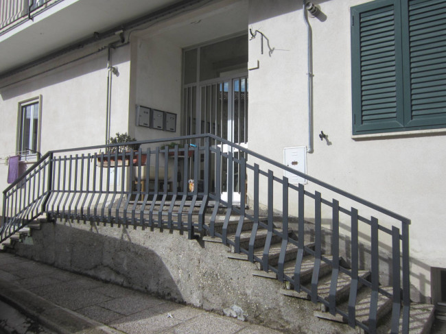 Apartment for Sale to Capracotta