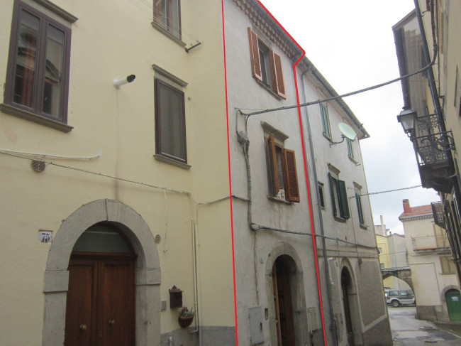 Casa  indipendente multipiano in Vendita a Agnone