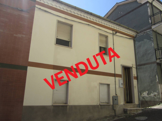 Apartment for Sale to Bagnoli del Trigno