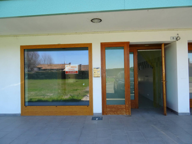 Locale commerciale
