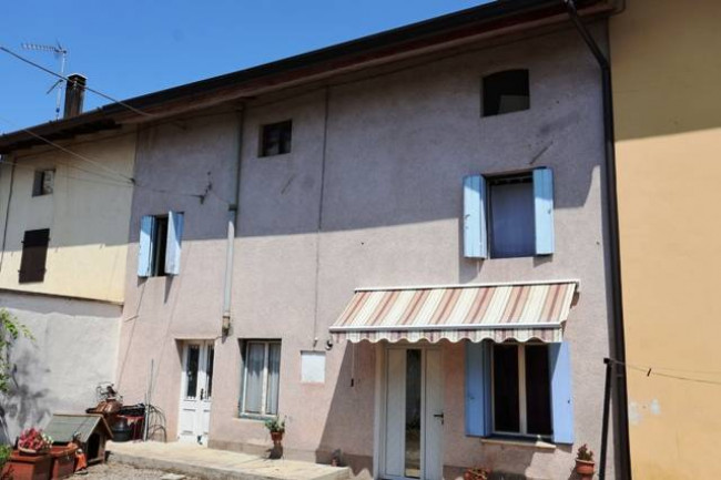 Casa in linea