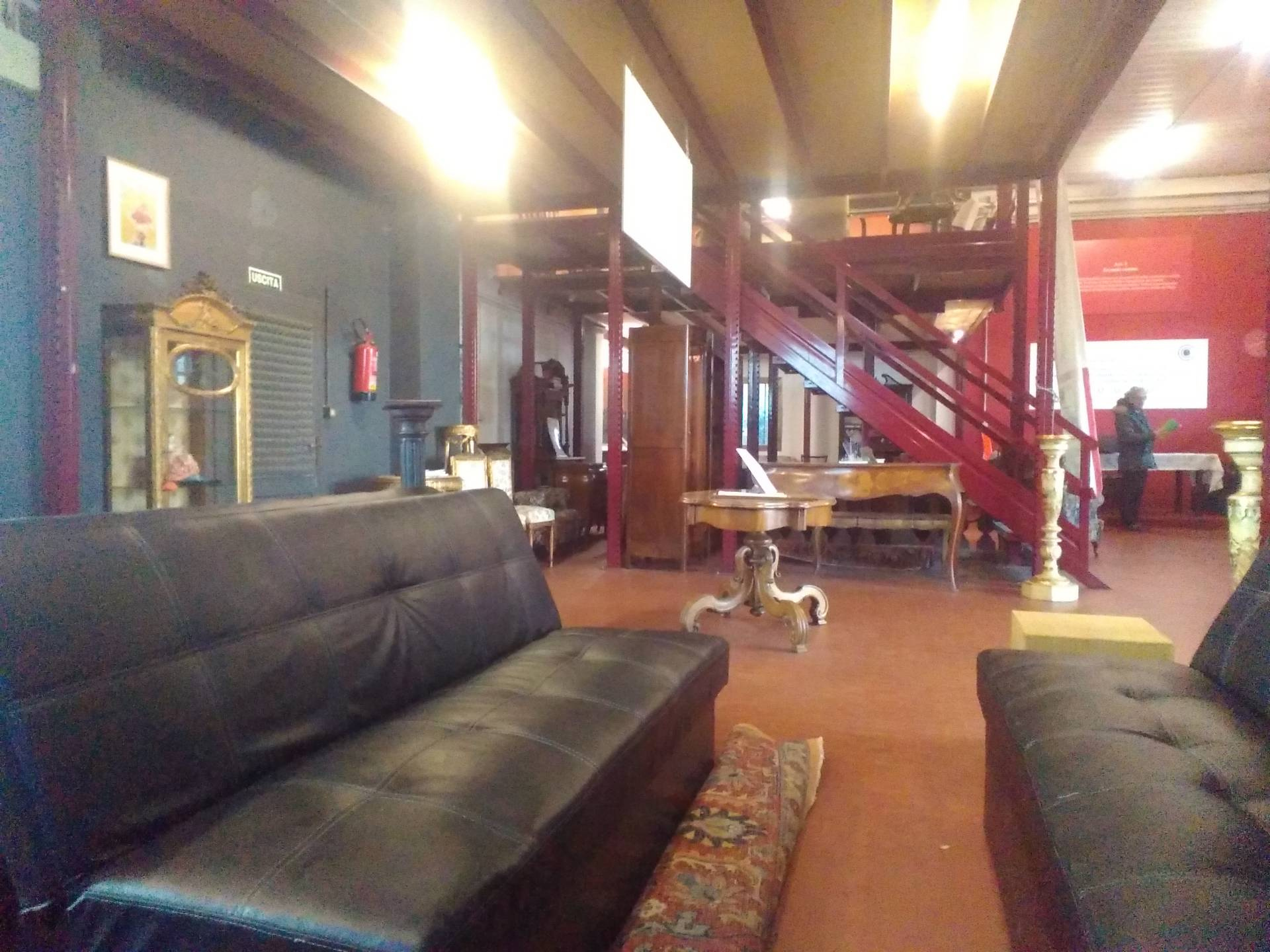 Capannone Commerciale UDINE vendita    il cottage