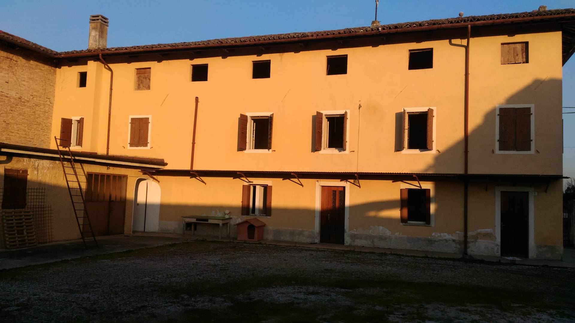  pozzuolo del friuli vendita quart: carpeneto il cottage