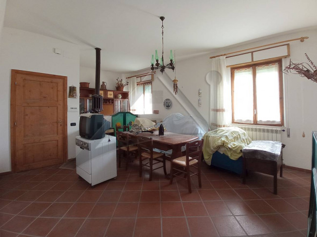 Casa indipendente in vendita a Prata D'ansidonia (AQ)