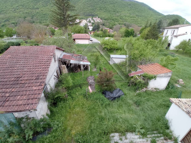 Casa indipendente in vendita a Villa Sant'angelo (AQ)