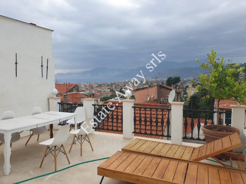 Appartamento in vendita a Bordighera