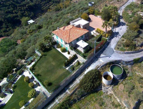 Villa in vendita a Bordighera