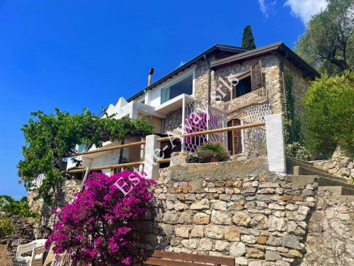 Villa in vendita a Ventimiglia (IM)