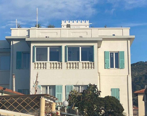 Appartamento in vendita a Vallecrosia