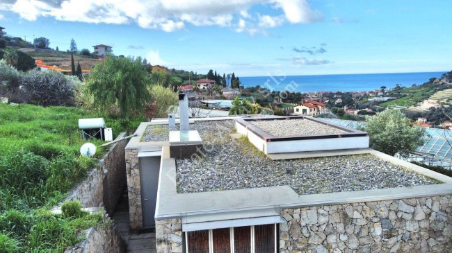 Casa singola in vendita a Bordighera