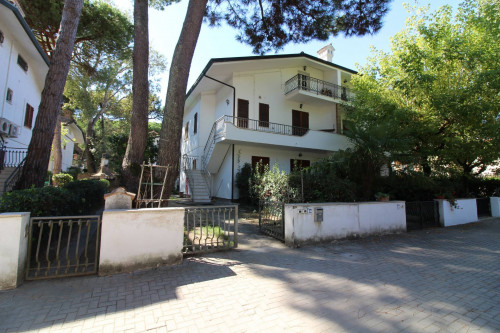 Appartamento indipendente con giardino in Vendita a Ravenna
