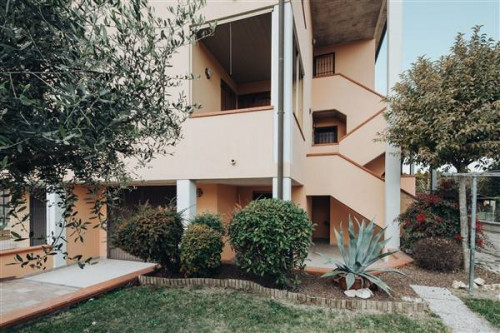 Appartamento indipendente con giardino in vendita a Argenta