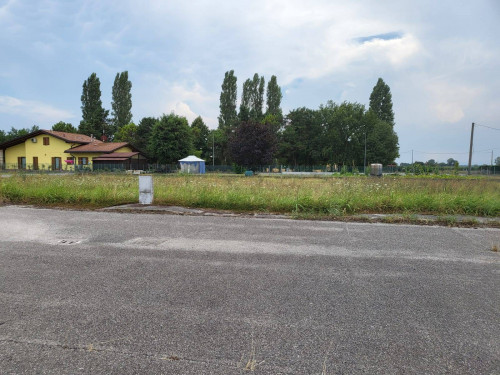 Terreno industriale in vendita a Lavezzola, Conselice (RA)