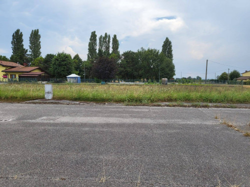 Terreno industriale in vendita a Lavezzola, Conselice (RA)