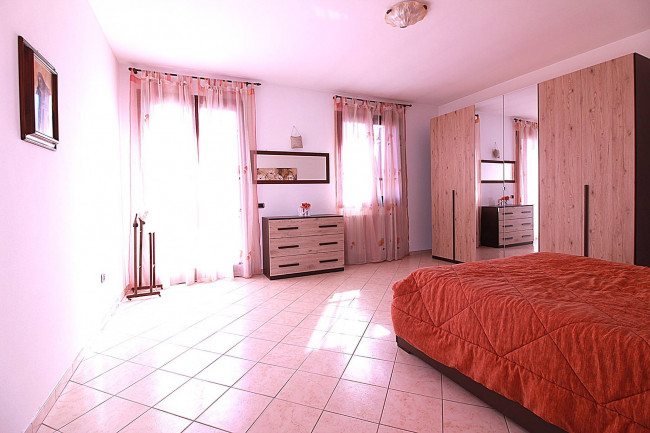 Villa bifamiliare in vendita a Conselice