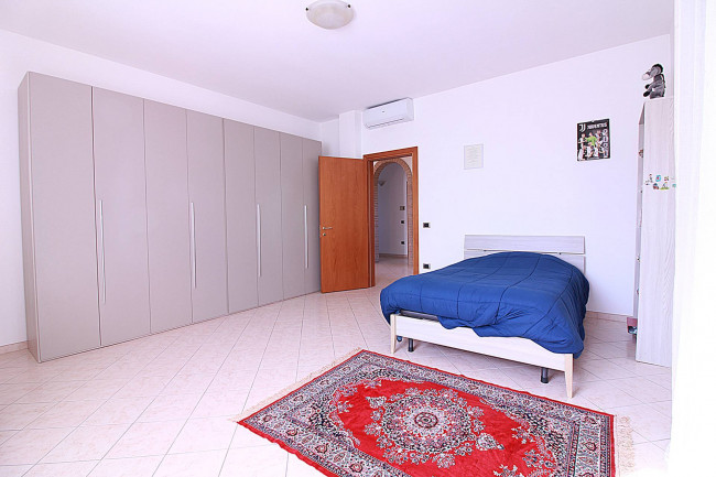 Villa bifamiliare in vendita a Conselice
