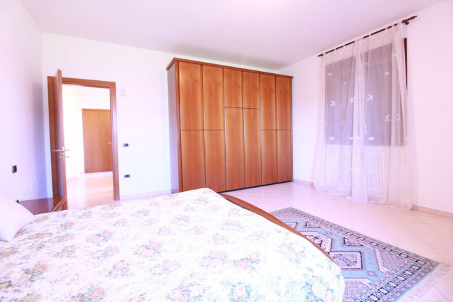 Villa bifamiliare in vendita a Conselice