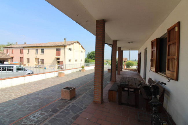 Villa in vendita a Argenta