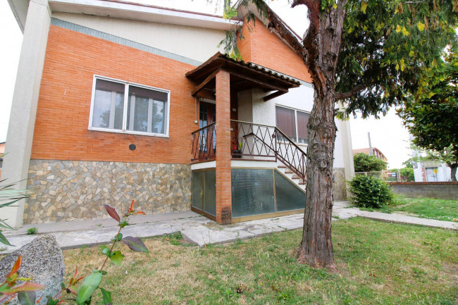 Villa in vendita a Argenta