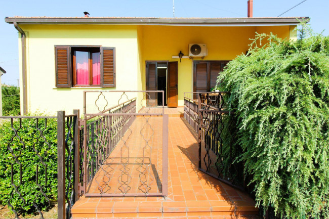 Villa in vendita a Argenta