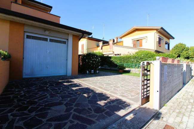 Villa bifamiliare in vendita a Argenta
