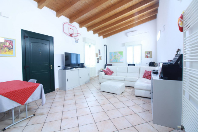 Villa in vendita a Argenta