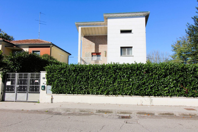Villa in vendita a Portomaggiore