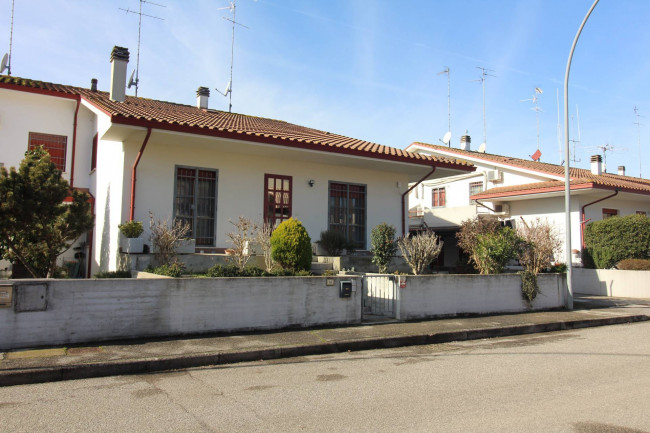 Villa a schiera in vendita a Argenta