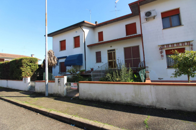 Villette a schiera in vendita a Argenta