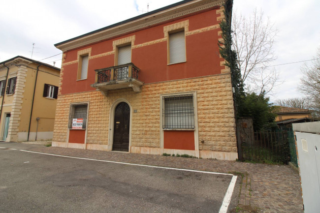 Villa in vendita a Conselice