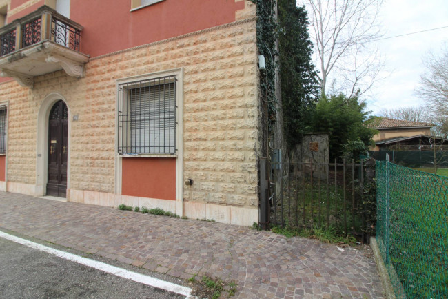 Villa in vendita a Conselice