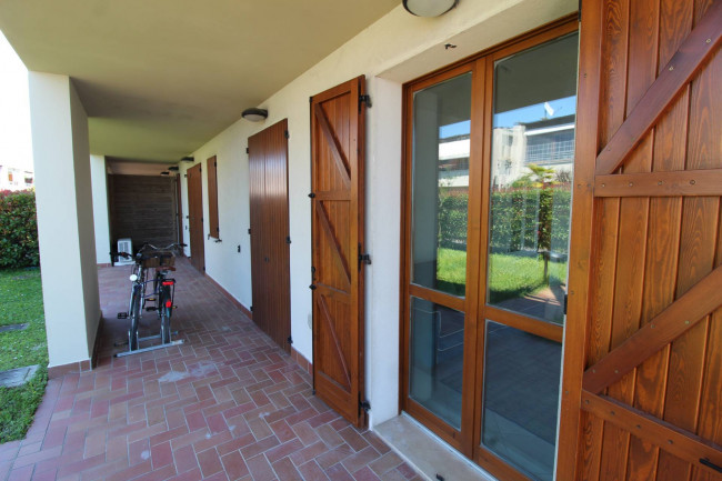 Appartamento indipendente con giardino in vendita a Ravenna