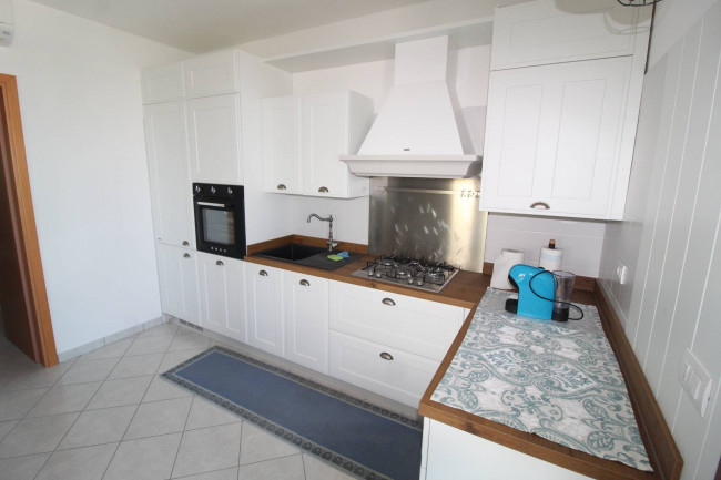 Appartamento indipendente con giardino in vendita a Ravenna