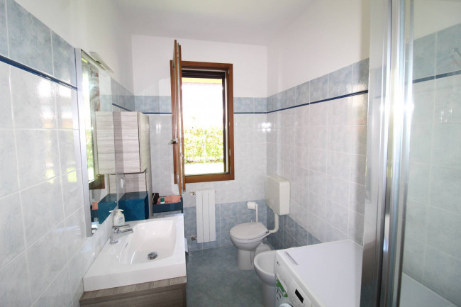 Appartamento indipendente con giardino in vendita a Ravenna