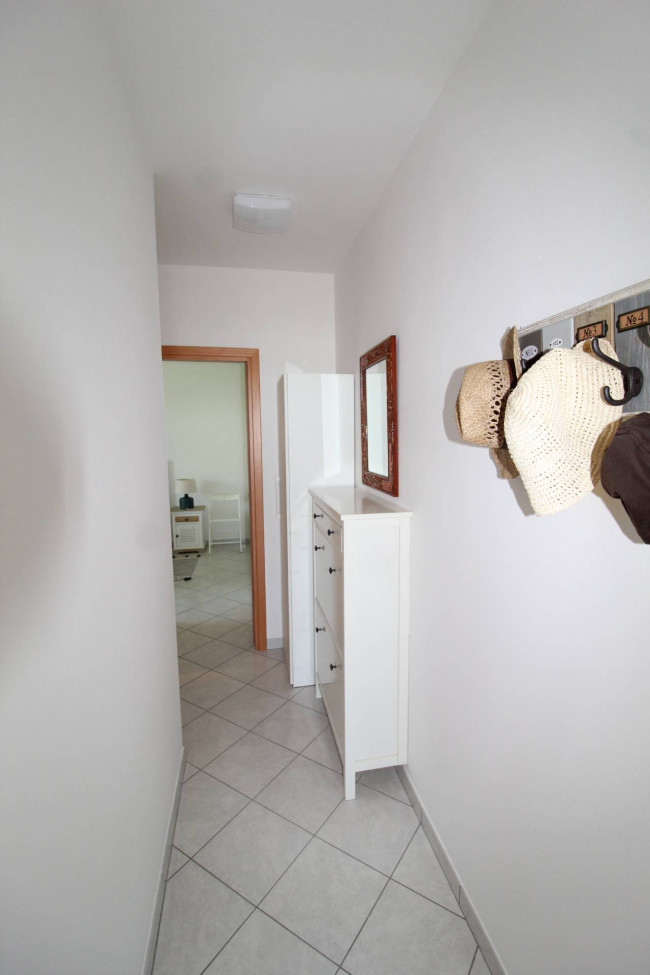 Appartamento indipendente con giardino in vendita a Ravenna