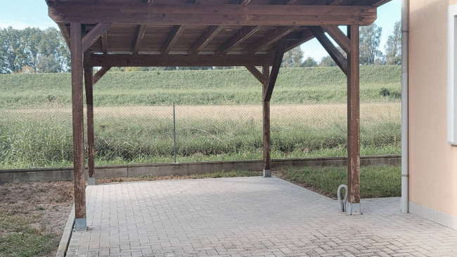 Appartamento indipendente con giardino in vendita a Argenta