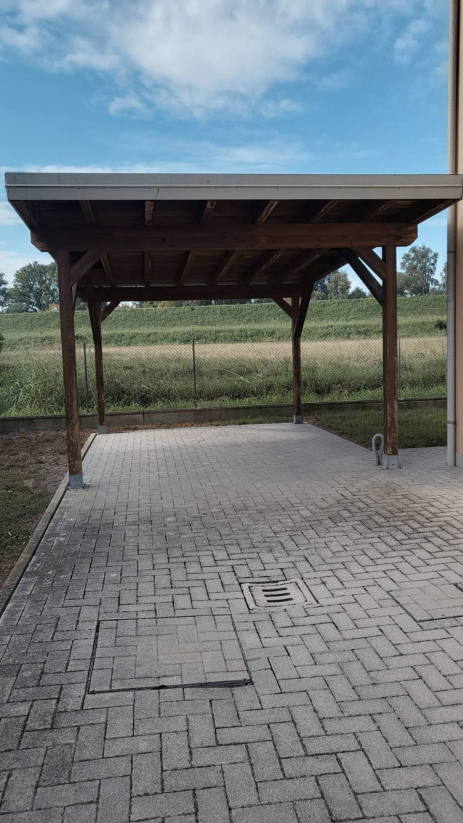 Appartamento indipendente con giardino in vendita a Argenta