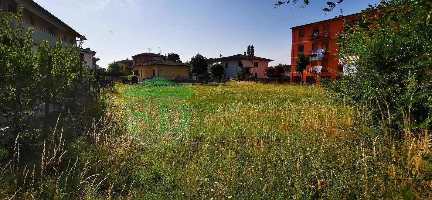 Terreno edificabile in vendita a Cornegliano Laudense (LO)